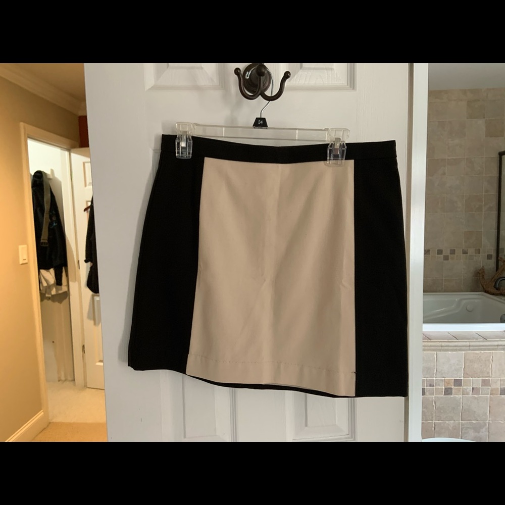 Cute black and tan shorts skirt